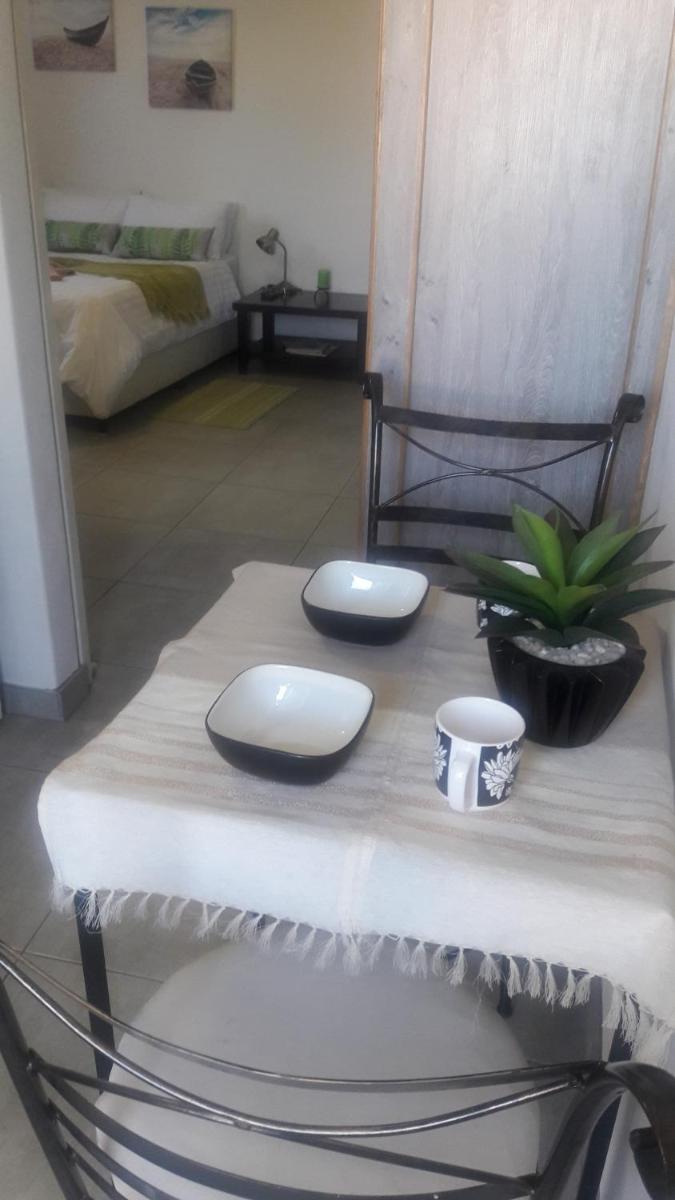 Suitetrails - Self-catering Studio, Unit 6 on Krupp