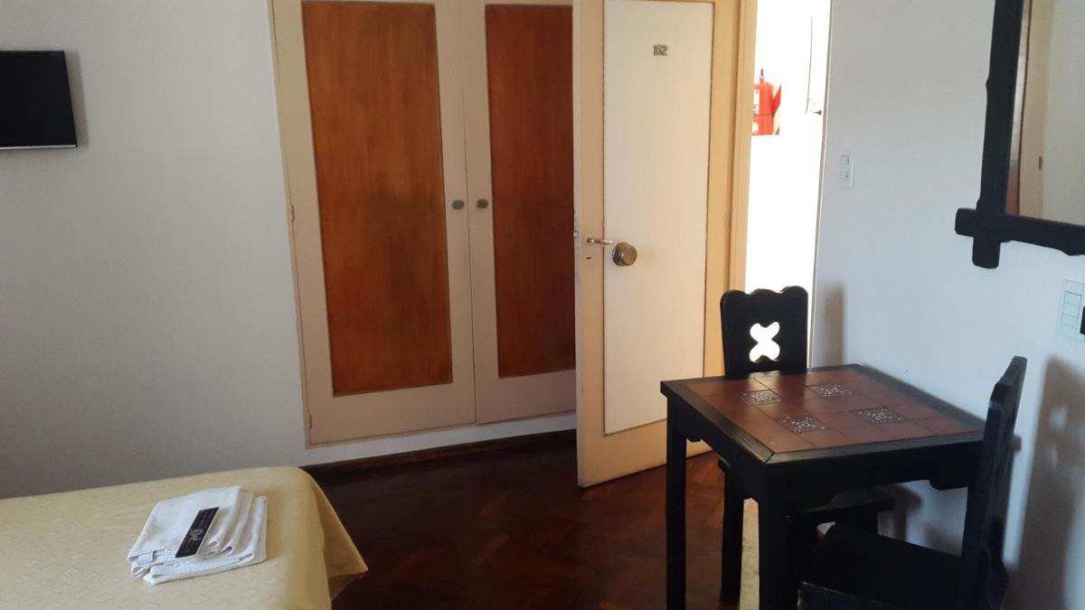 Hotel Regidor - Housity