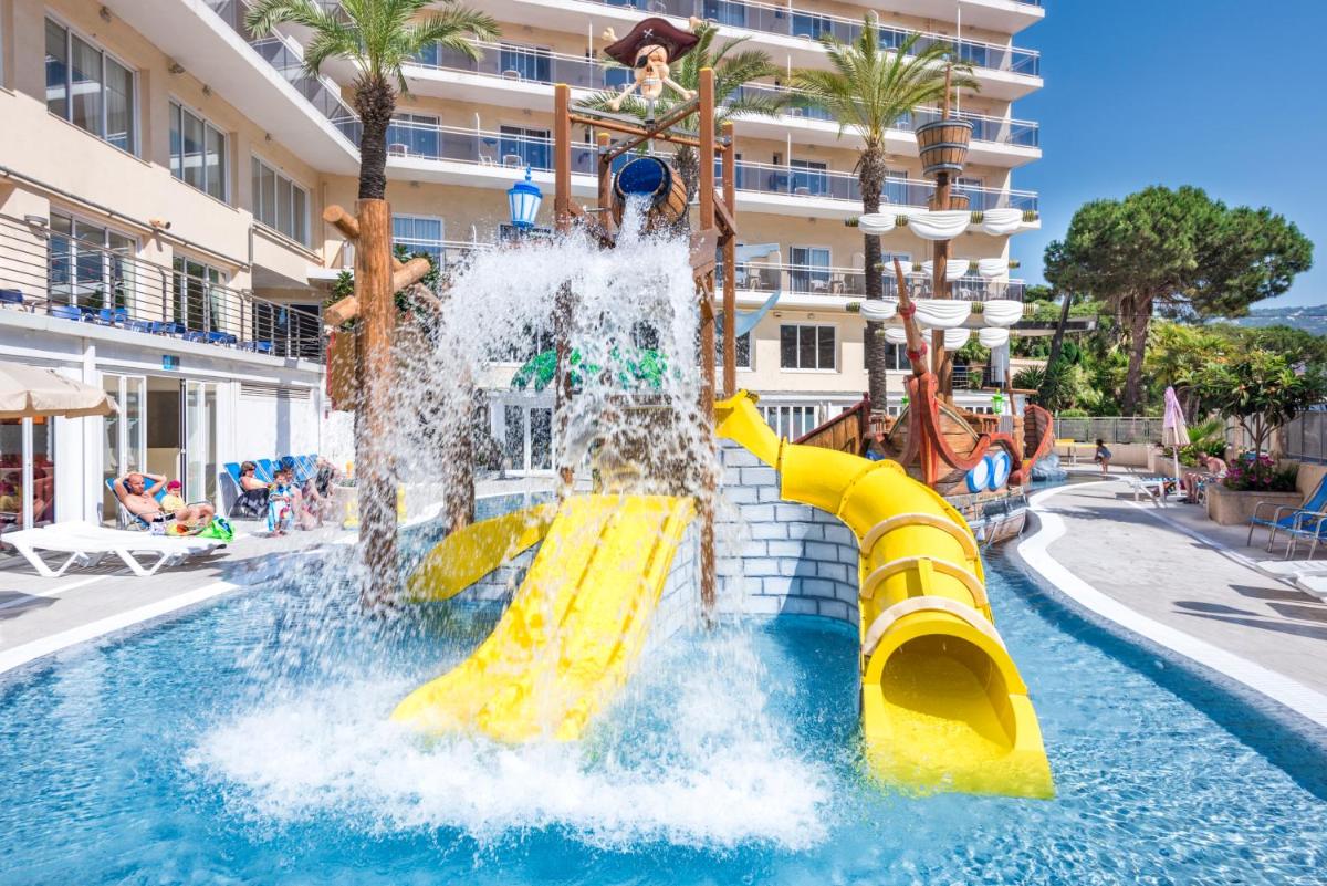 Piscina en o cerca de Hotel Oasis Park Splash
