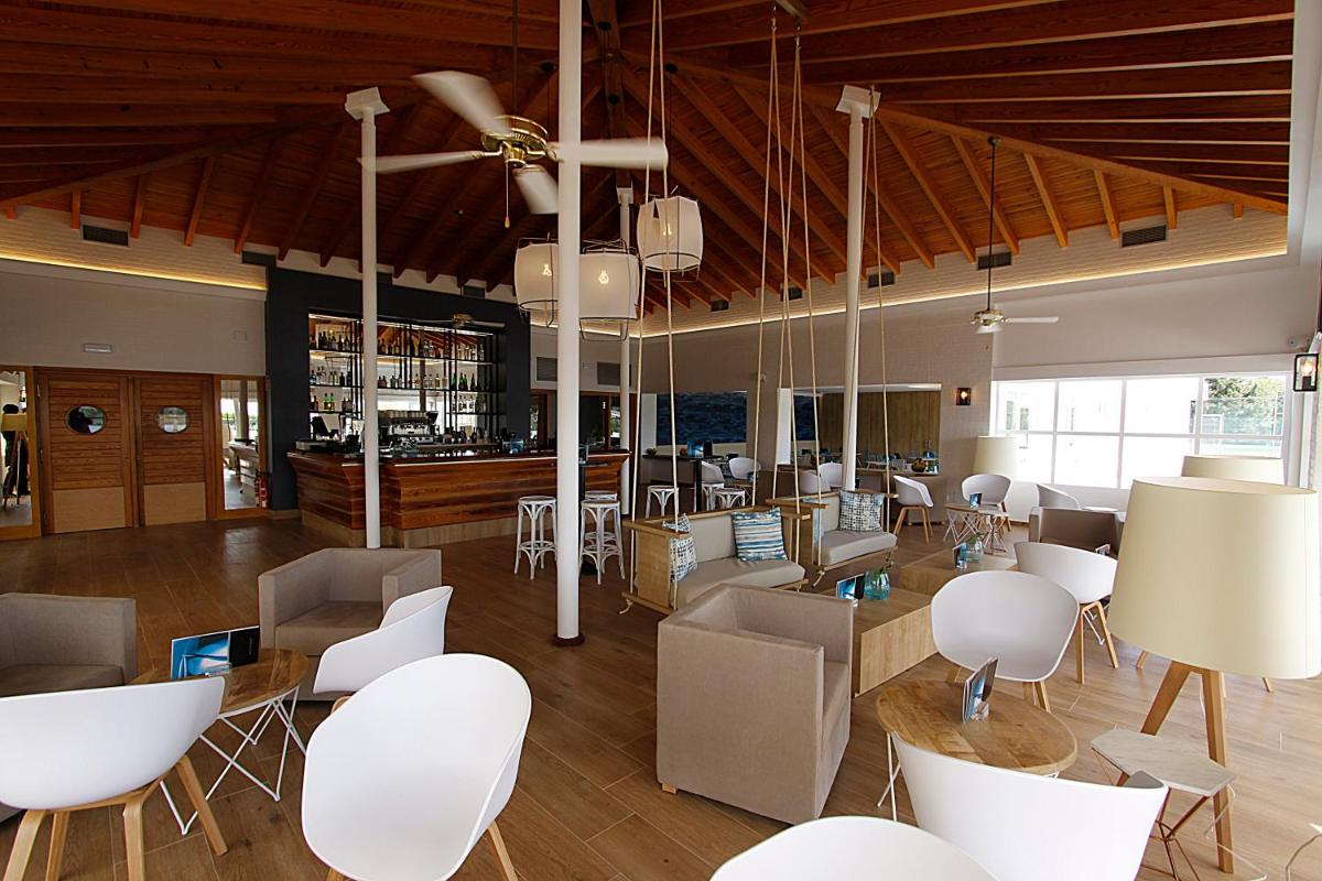 Un restaurante o sitio para comer en BG Rei del Mediterrani
