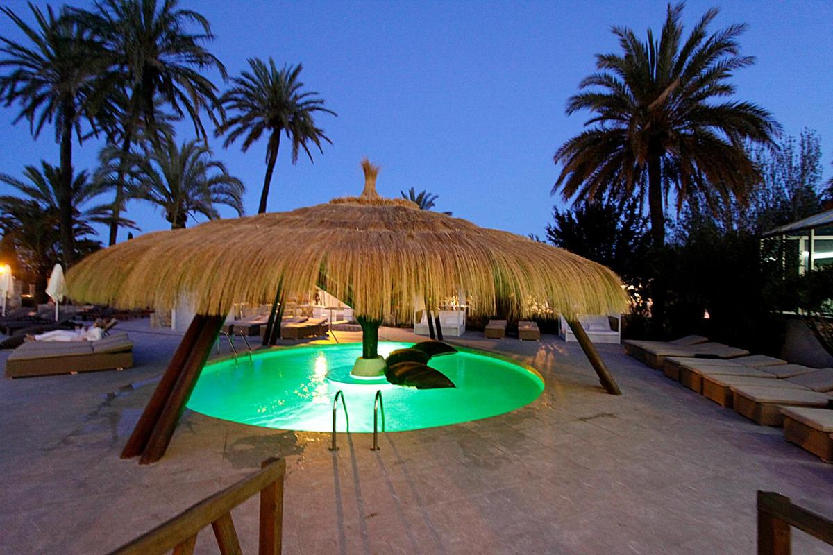 Piscina en o cerca de BG Rei del Mediterrani