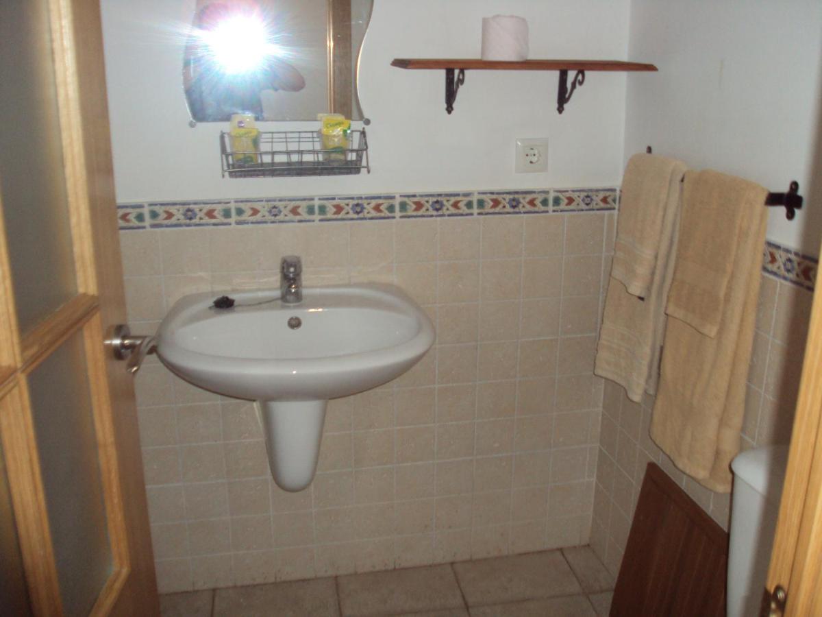 Hostal Fenix - Housity