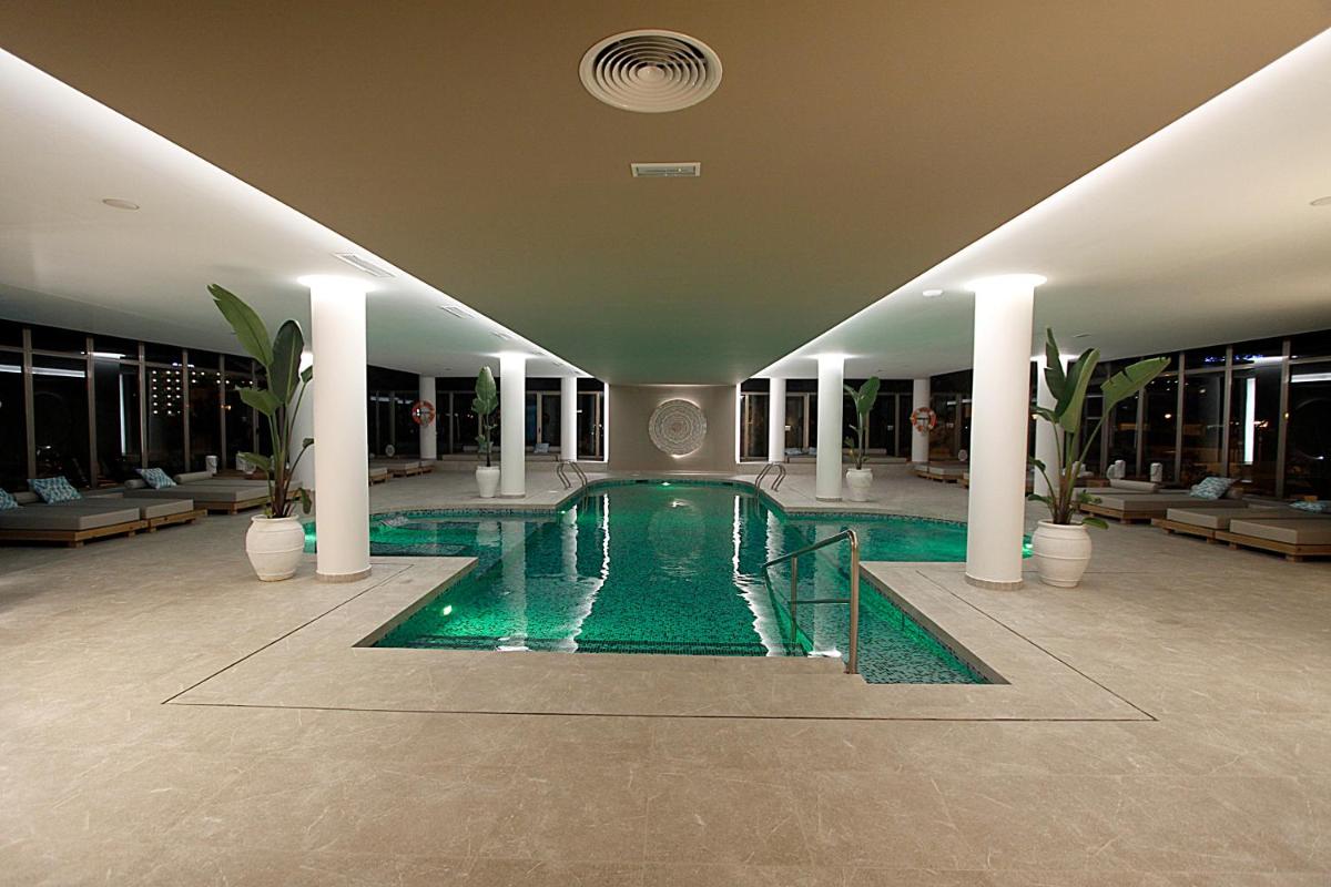 Piscina en o cerca de BG Rei del Mediterrani