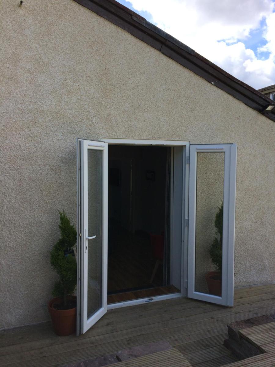 32a railside - Housity