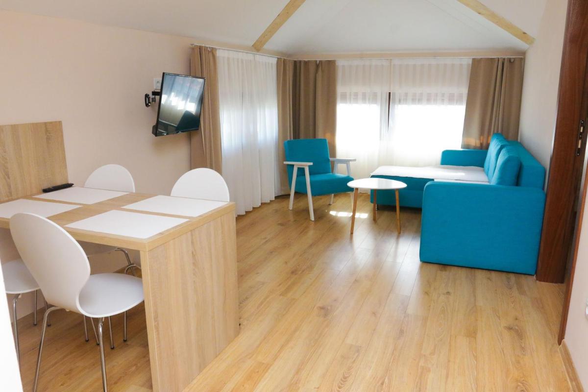 Hotel Logavina 8 Garage Parking - Hizvo