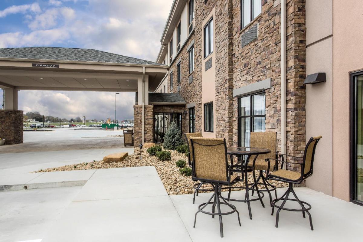 Sleep Inn & Suites Dayton - Housity