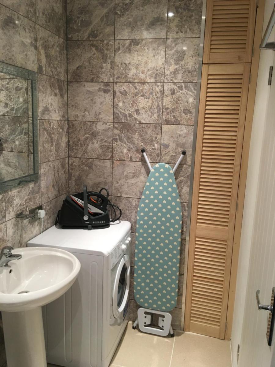 32a railside - Housity