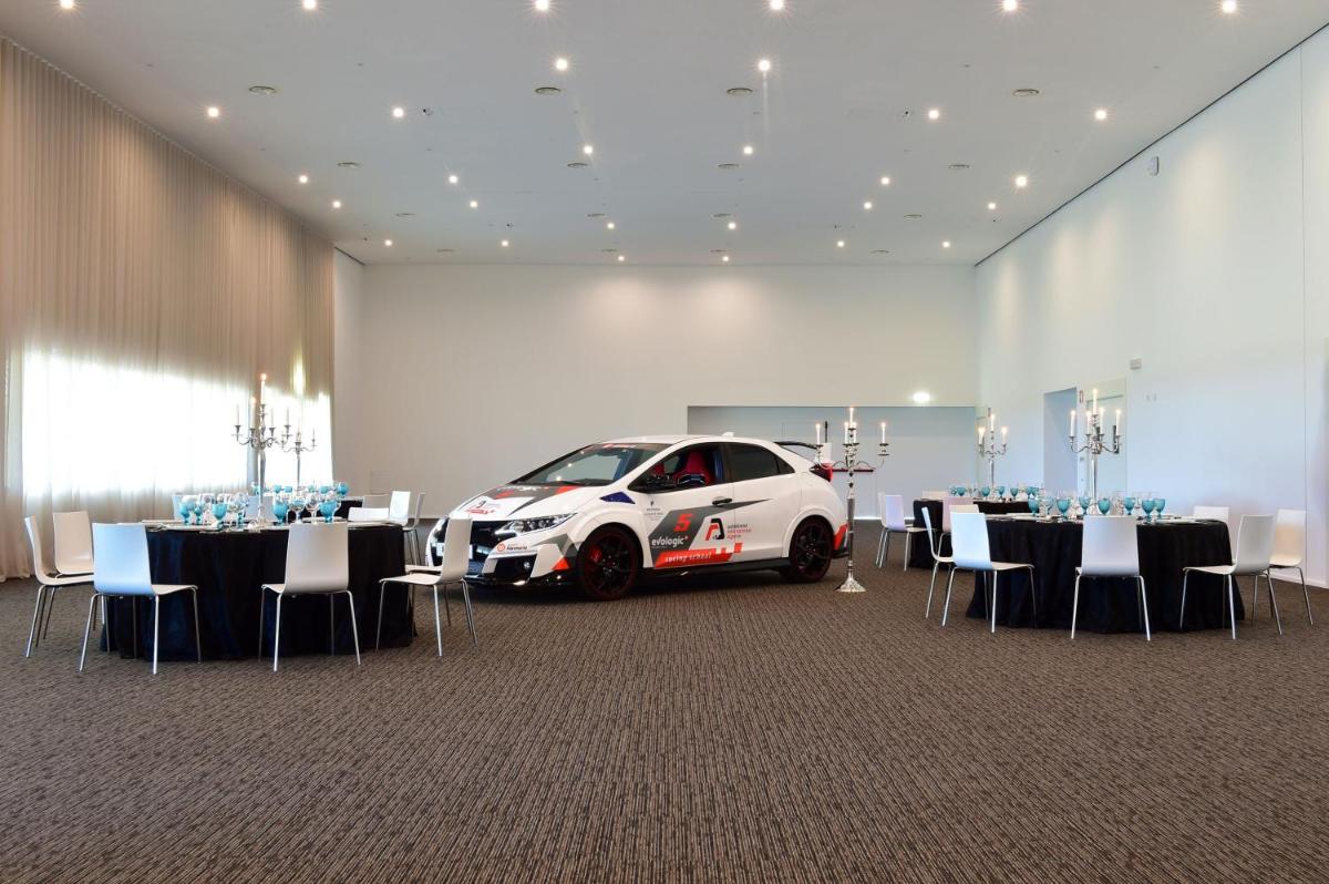 Imagem da galeria de Algarve Race Resort - Hotel em Montes de Cima