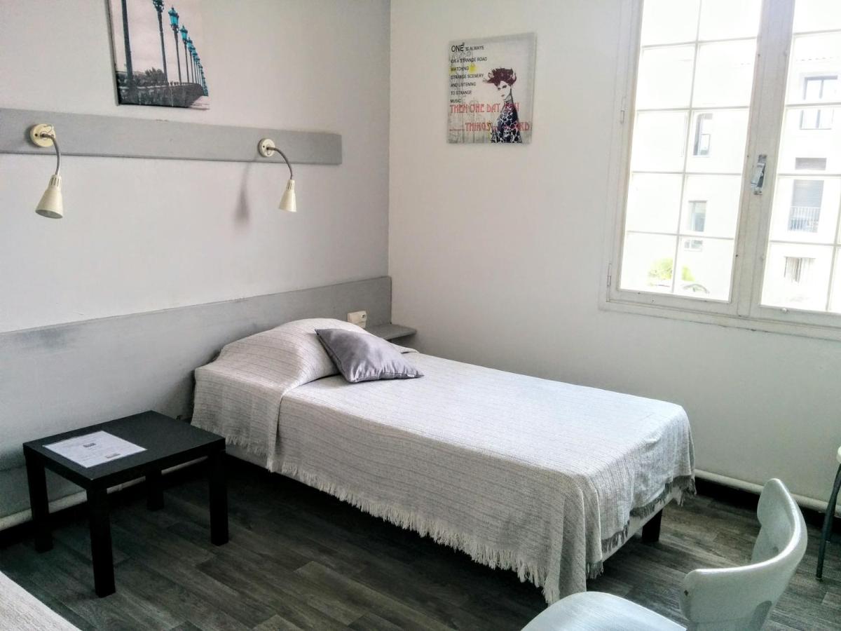 Hotel Araur - Housity