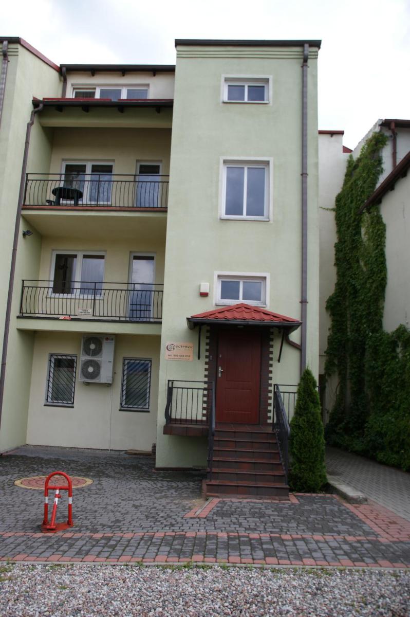 Go?ciniec Pan Tadeusz - Housity