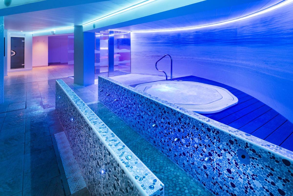 Piscina en o cerca de GHT Costa Brava & Spa