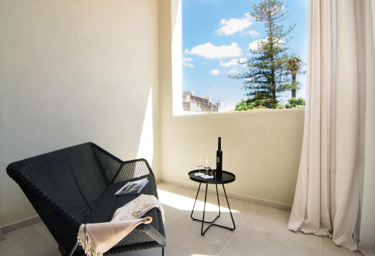 Imagen de la galería de Bordoy Casa Ládico - Hotel Boutique Adults Only, en Mahón