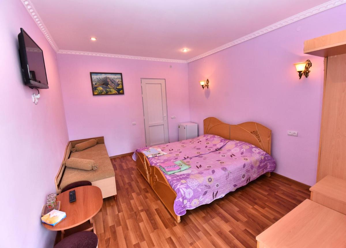 Haghpat Hotel - Housity