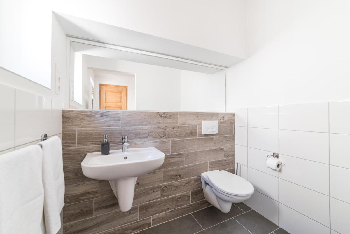 Forestine Guesthouse - Housity