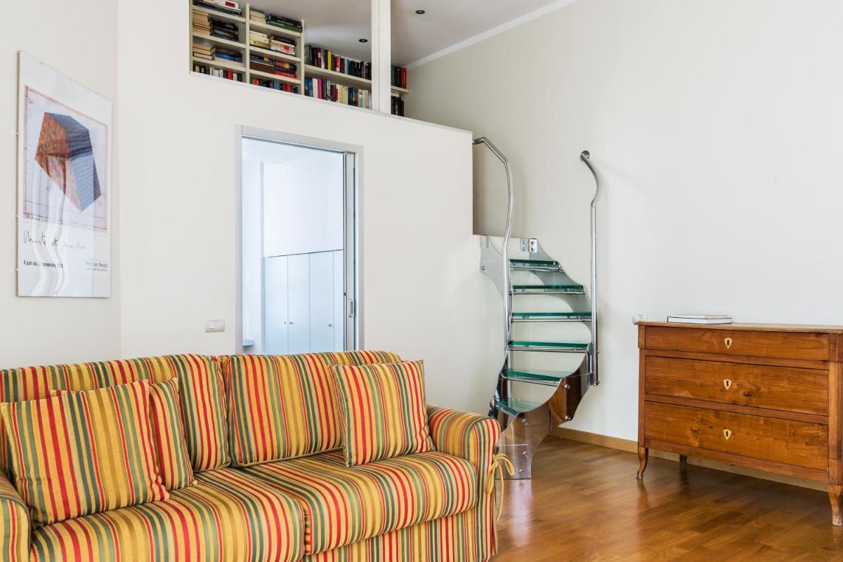 Via Rusconi 10 - byMyHomeinComo - Housity