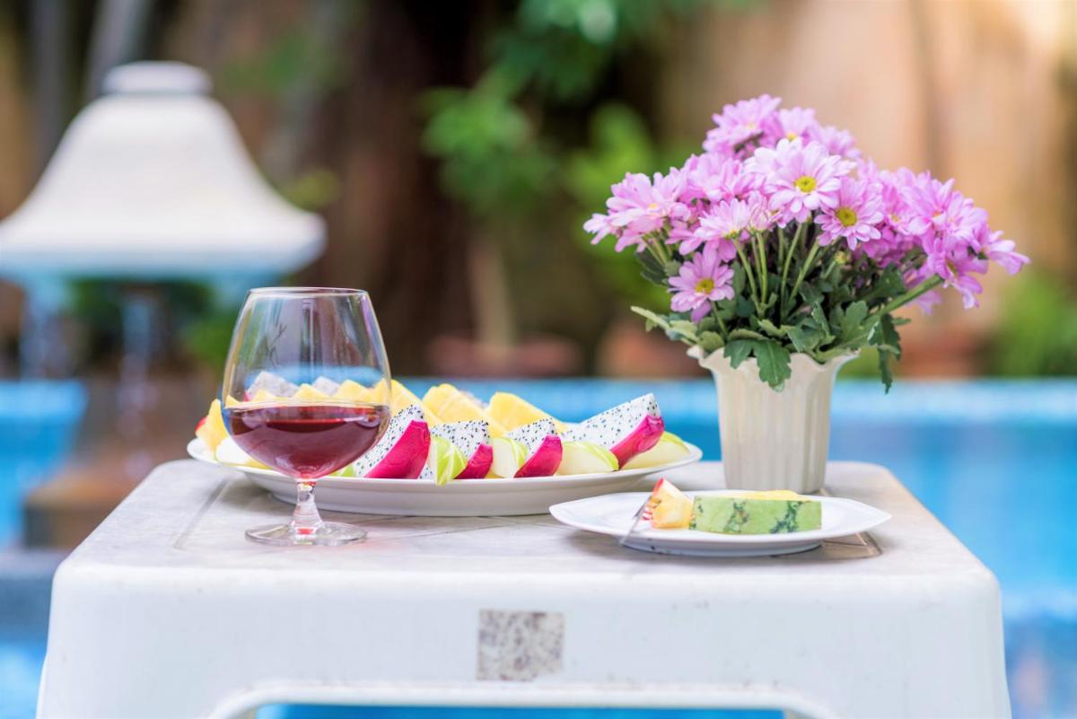 Tropical Garden Paradise Villa - Housity
