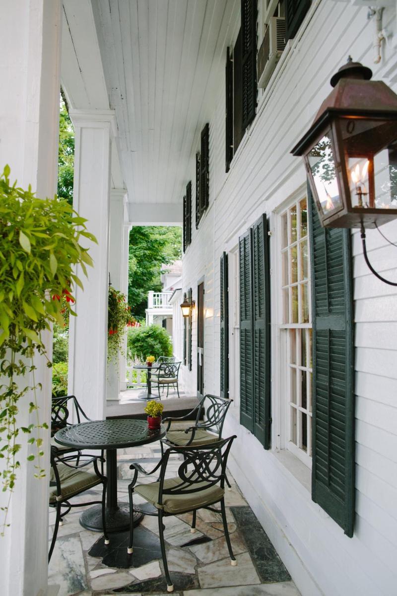 The Dorset Inn - Housity