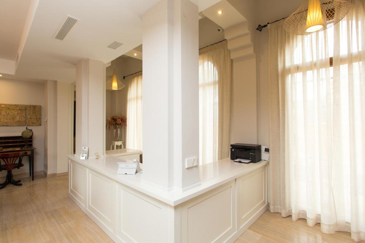 Villa Las Lomas de Marbella - Housity