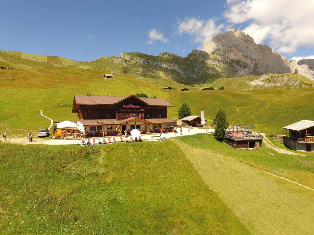 Rifugio Fermeda Hutte - Housity