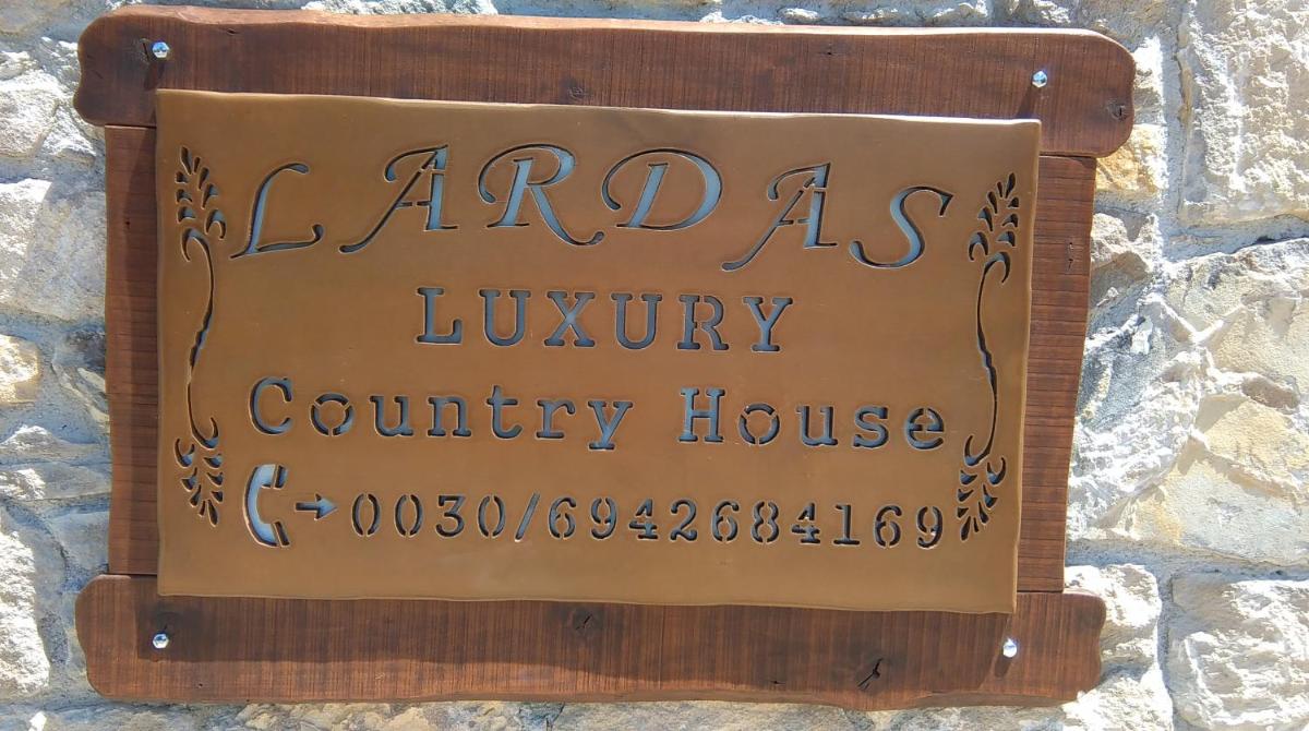 Lardas Luxury Country House - Housity