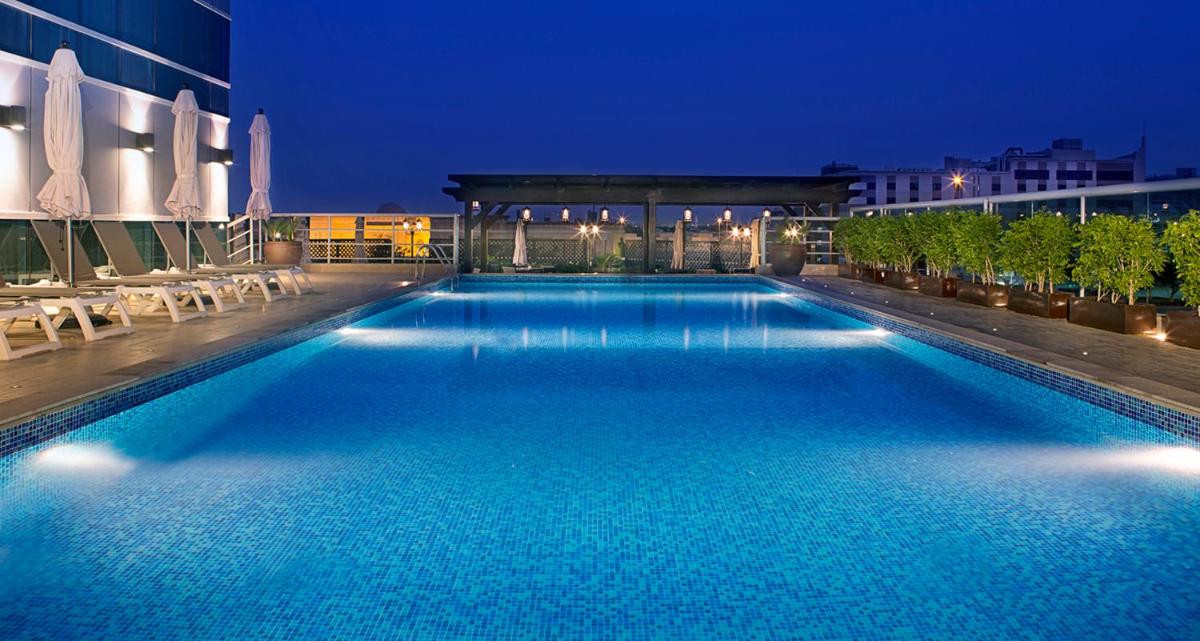 Armada Living - Holiday Homes Rental - Housity