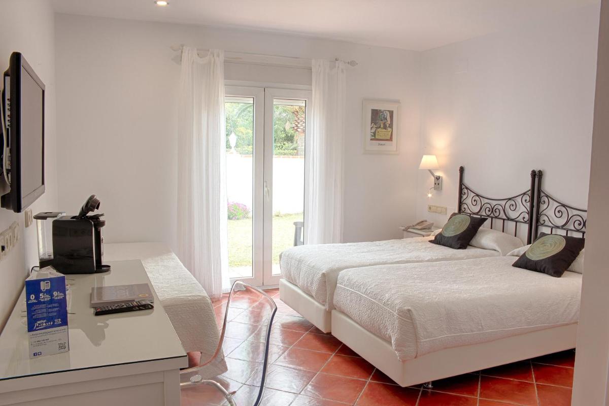 Hotel Malaga Picasso - Housity