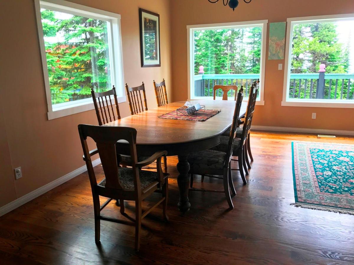 Suitetrails - Vacation Homes by The Bulldog - Aynsley Lodge
