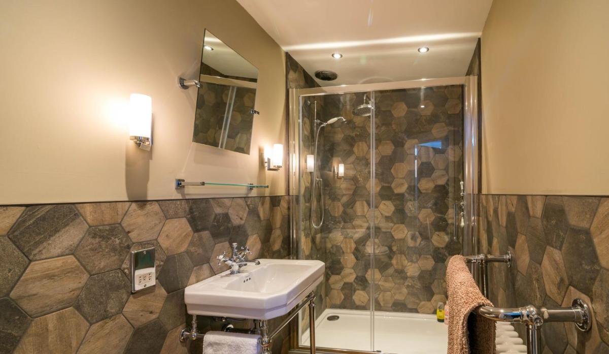 Belle Vue Guest House - Housity