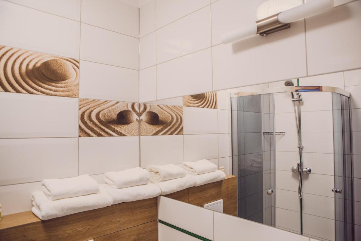 Hotel Duet - Housity