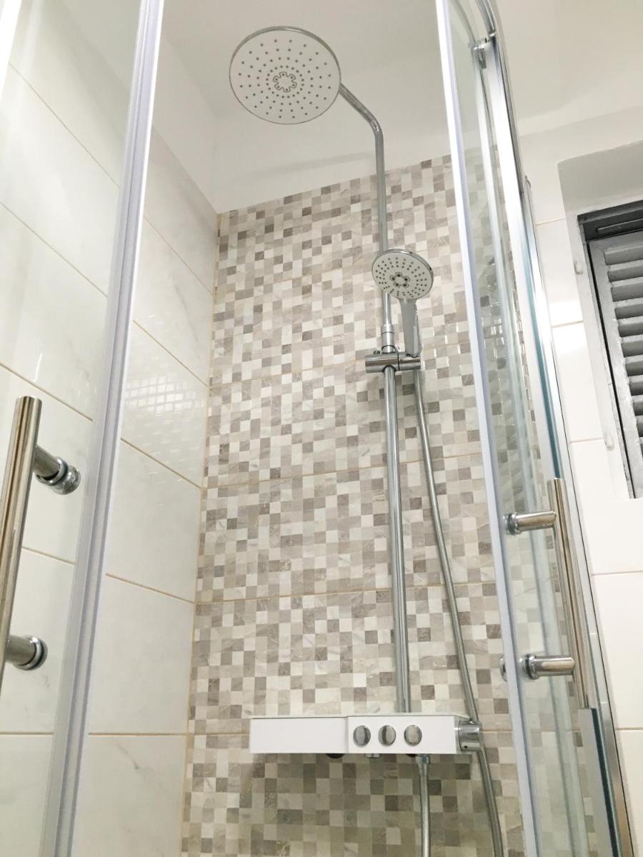 Gogi Beach Apartment - Housity