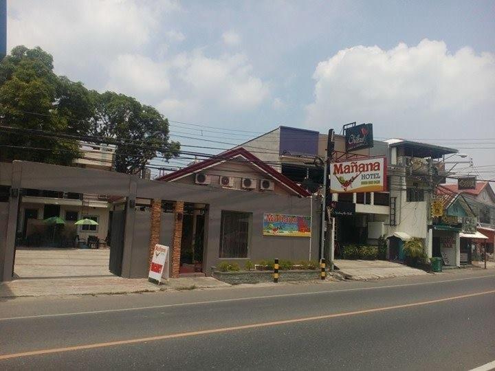 Mañana Hotel - Housity