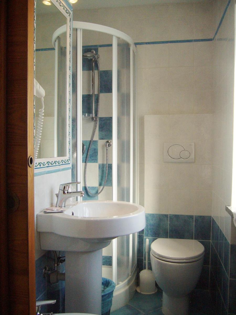Albergo Passet - Housity