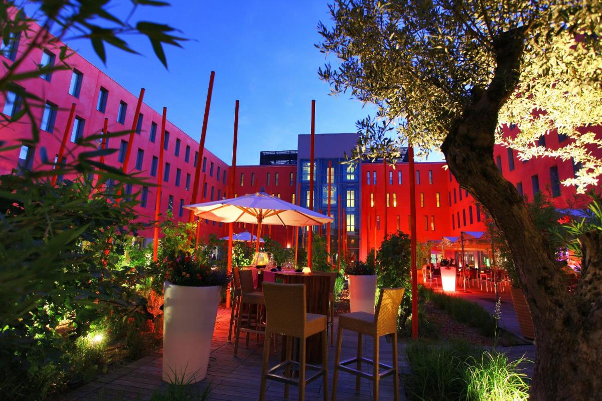 Jardin de l'établissement Radisson Blu Hotel Toulouse Airport