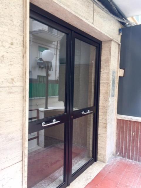 Caio Asinio Apartment - Housity