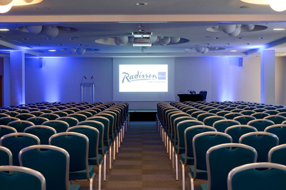 Espace de conférence ou salle de réunion dans l'établissement Radisson Blu Hotel Toulouse Airport