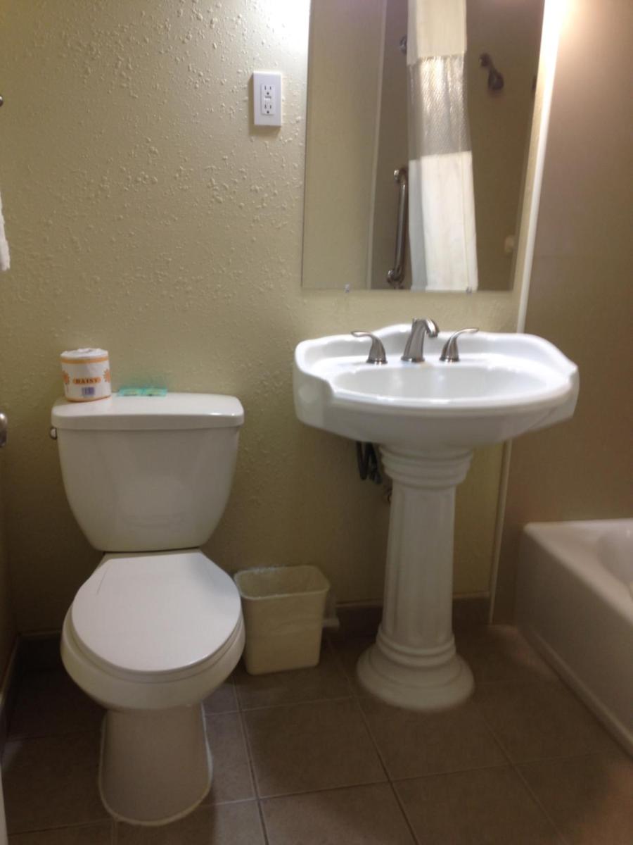 Penn Amish Motel - Housity
