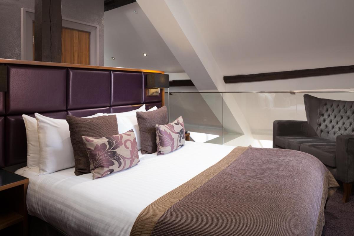 Suitetrails - Roomzzz Newcastle City