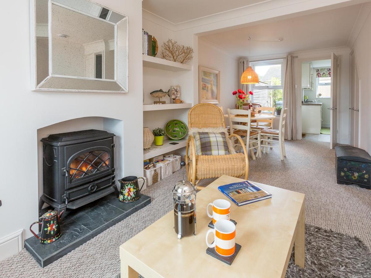 Walnut Cottage - Housity