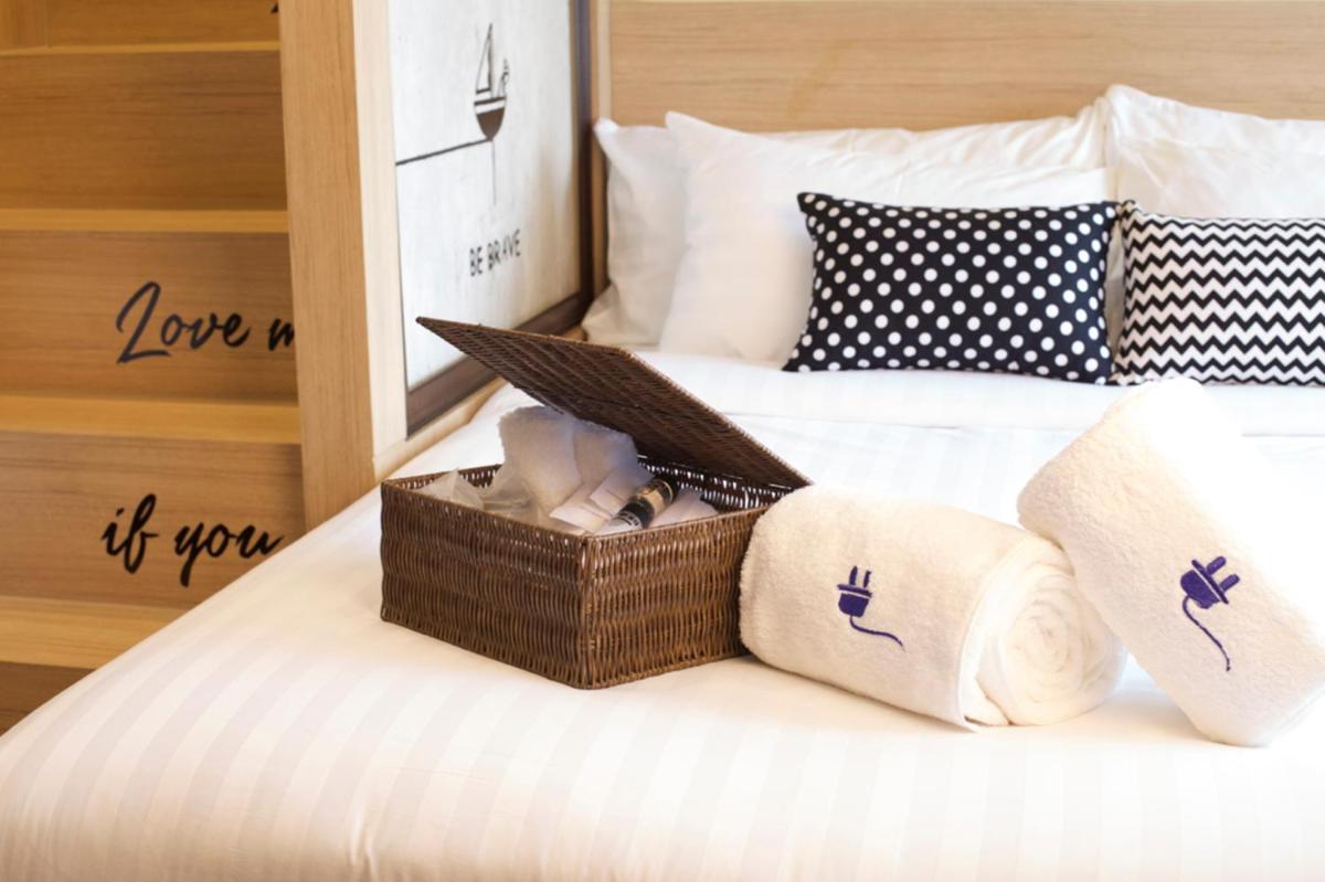 The Plug Hotel - Housity