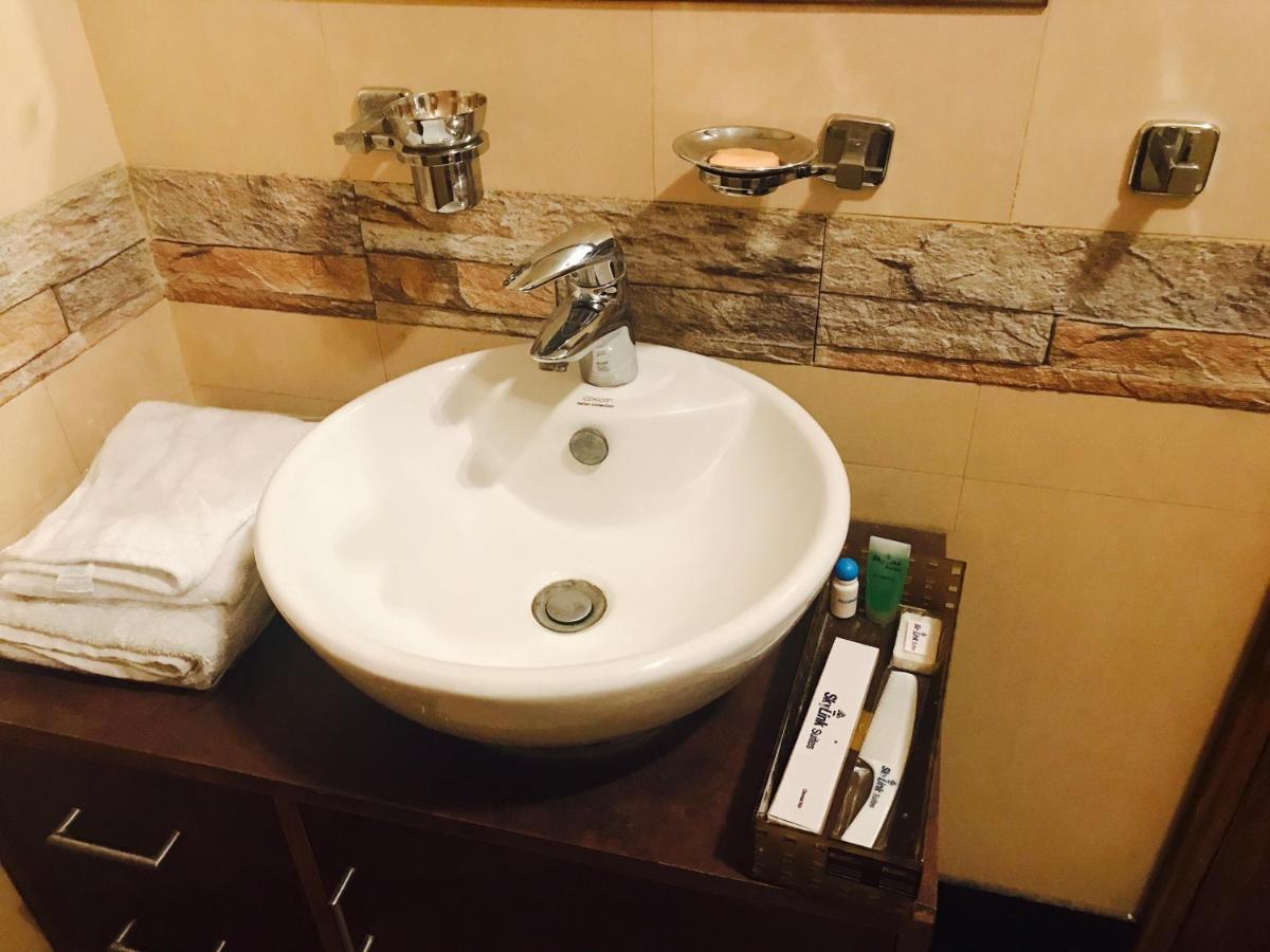 Suitetrails - Skylink Suites Bed & Breakfast