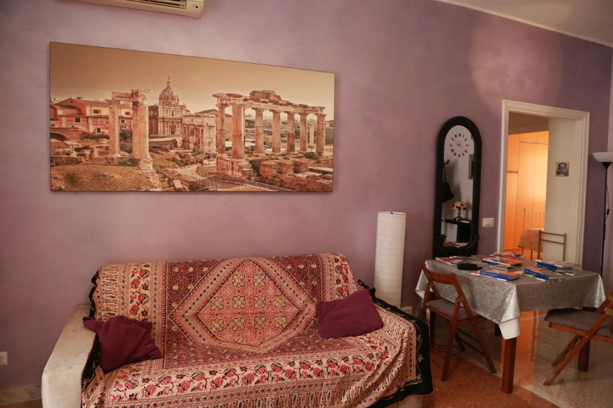 Laura's Apartment Vatican - Housity