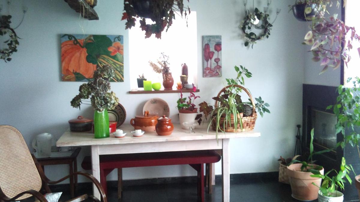 Hotel Rural Casa Roja - Housity
