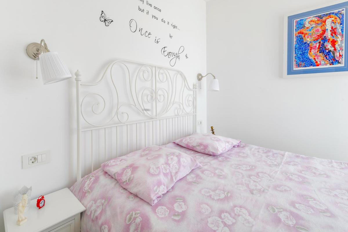 FM Apartments - Housity