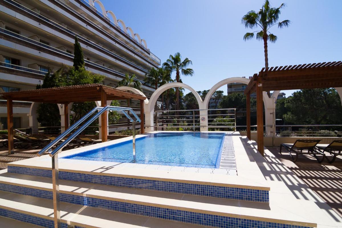 Piscina en o cerca de Golden Port Salou & Spa
