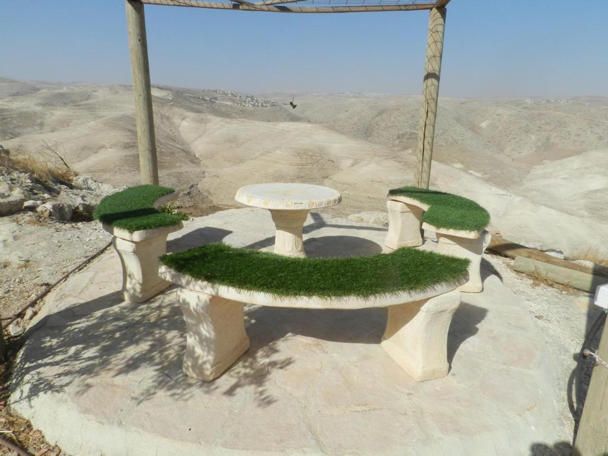 Desert View Suite - Housity