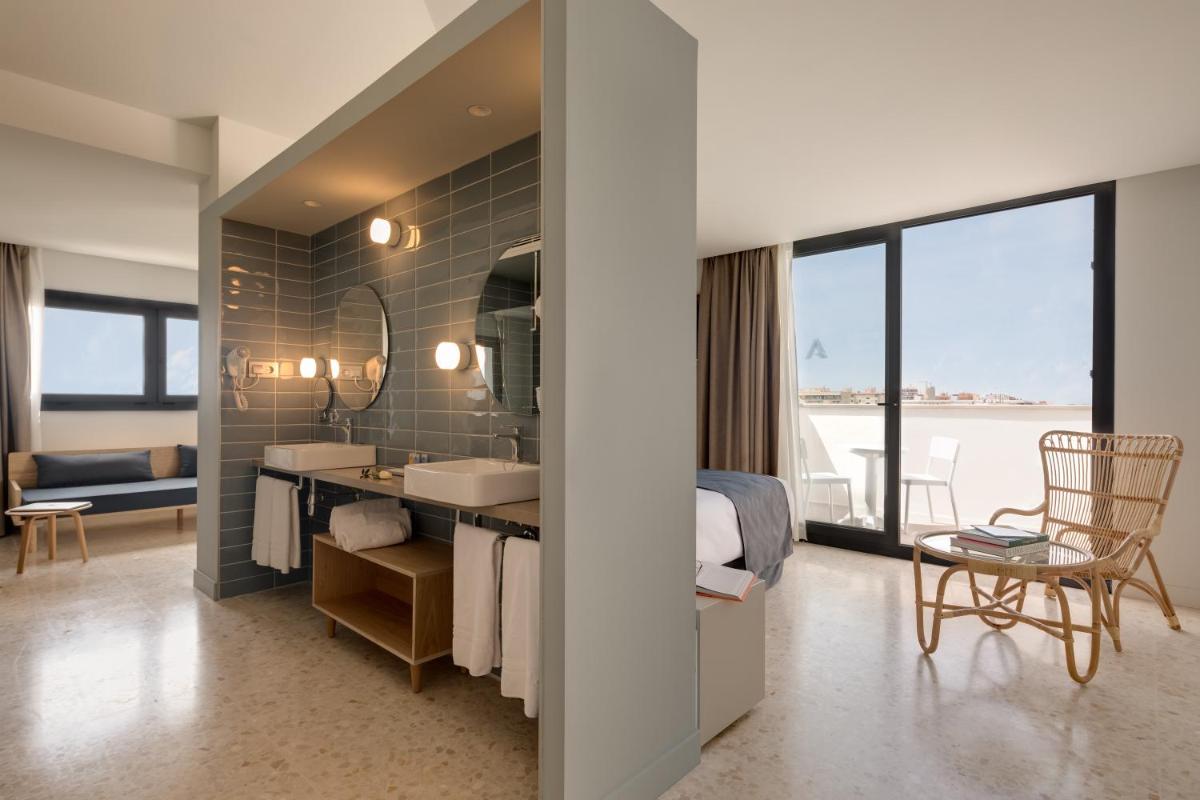 Zona de estar de AQUA Hotel Silhouette & Spa - Adults Only