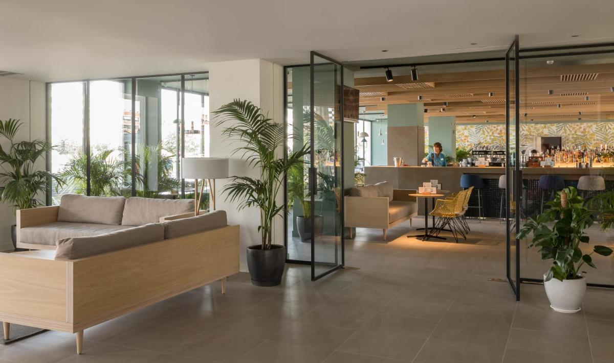 Zona de estar de AQUA Hotel Silhouette & Spa - Adults Only