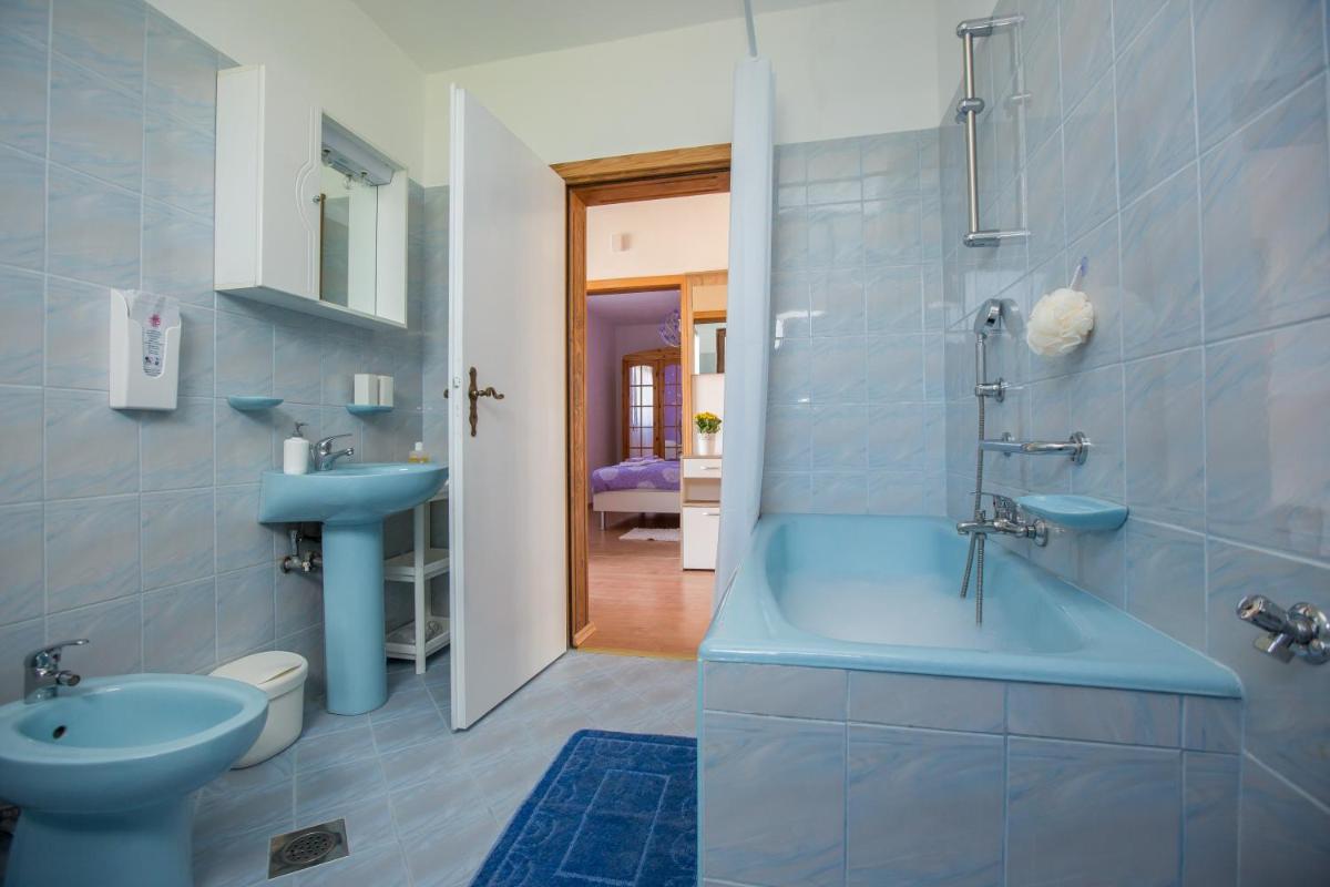 Suitetrails - Apartment Zora - Guest house