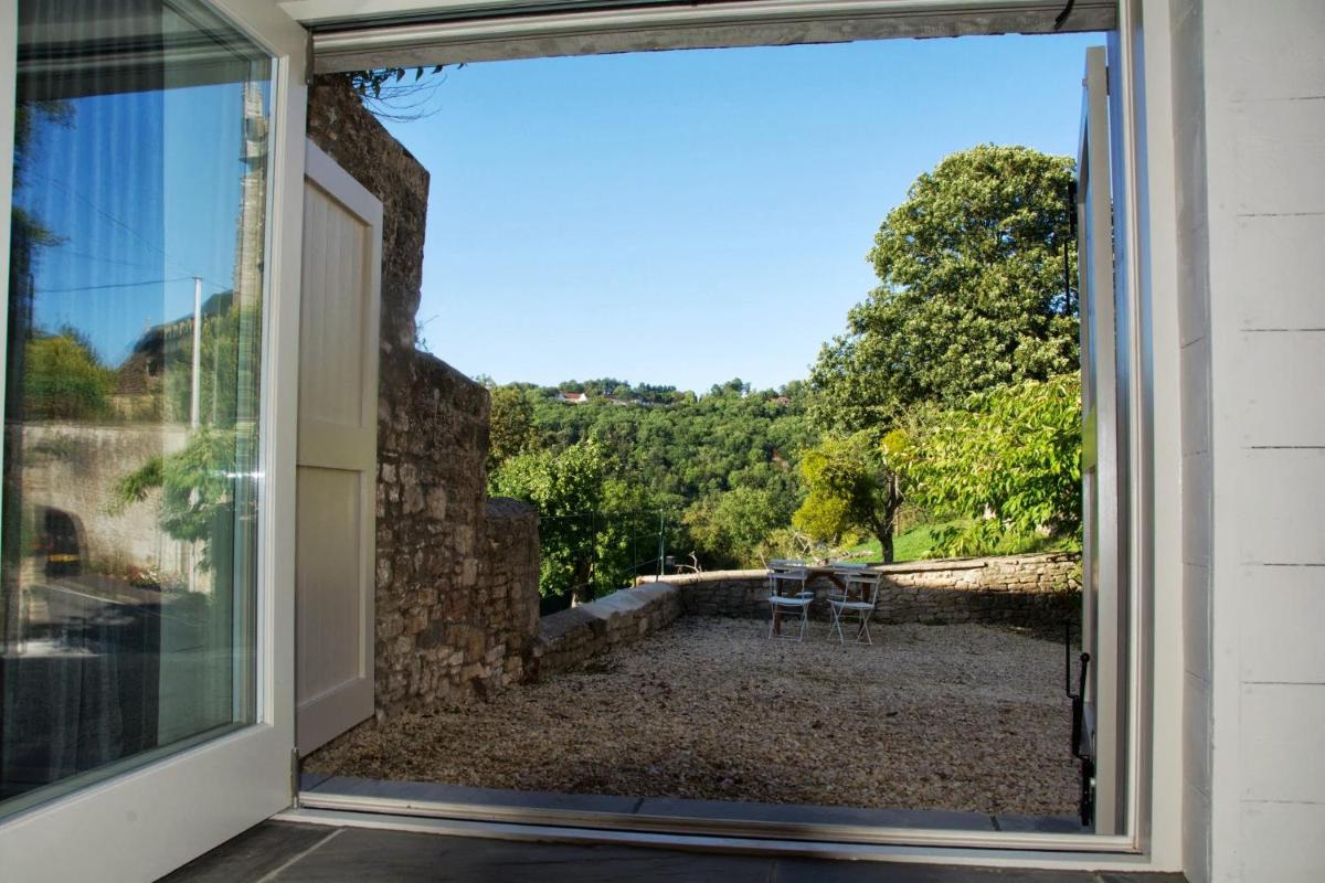 Ivythorpe Coach House - Hizvo