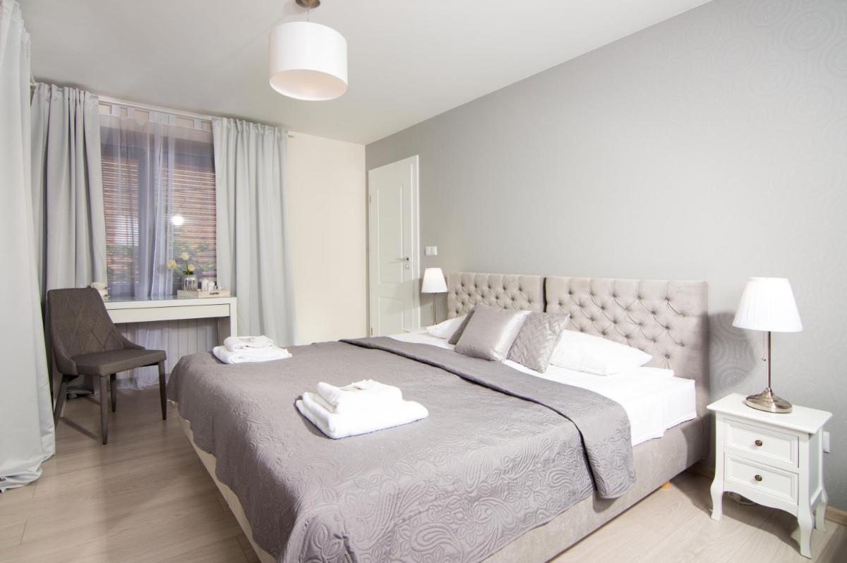 Marine Rooms - Housity